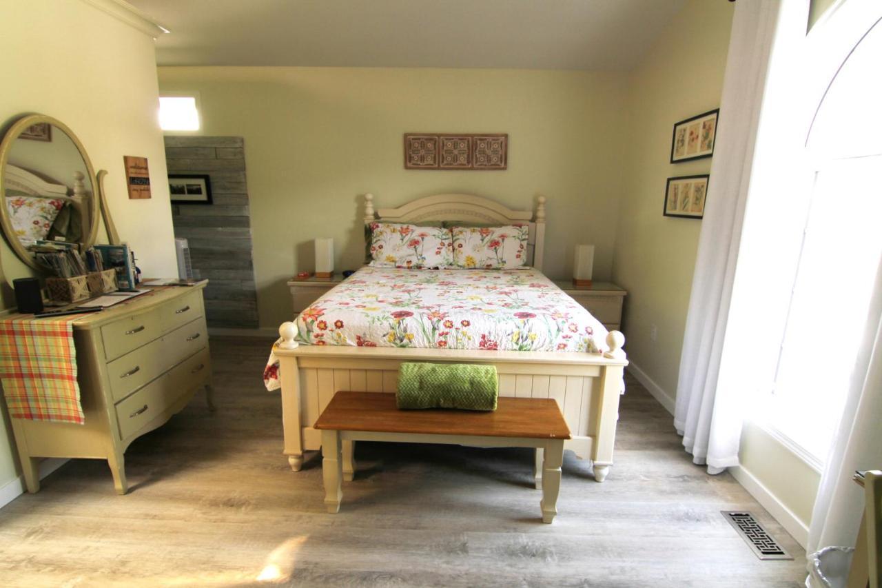 Hotel Sunshine And Wine Loft Penticton Esterno foto